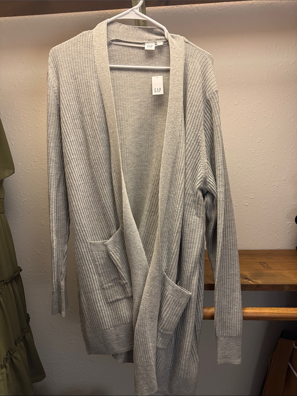 GAP Women's Light Heather Gray Ribbed Open Cardigan